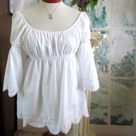 EMPIRE WAIST TOP, 10, WHITE COTTON EYELET, BELL SLEEVES, ON or OFF-SHOULDERRRRRR - Picture 4 of 6
